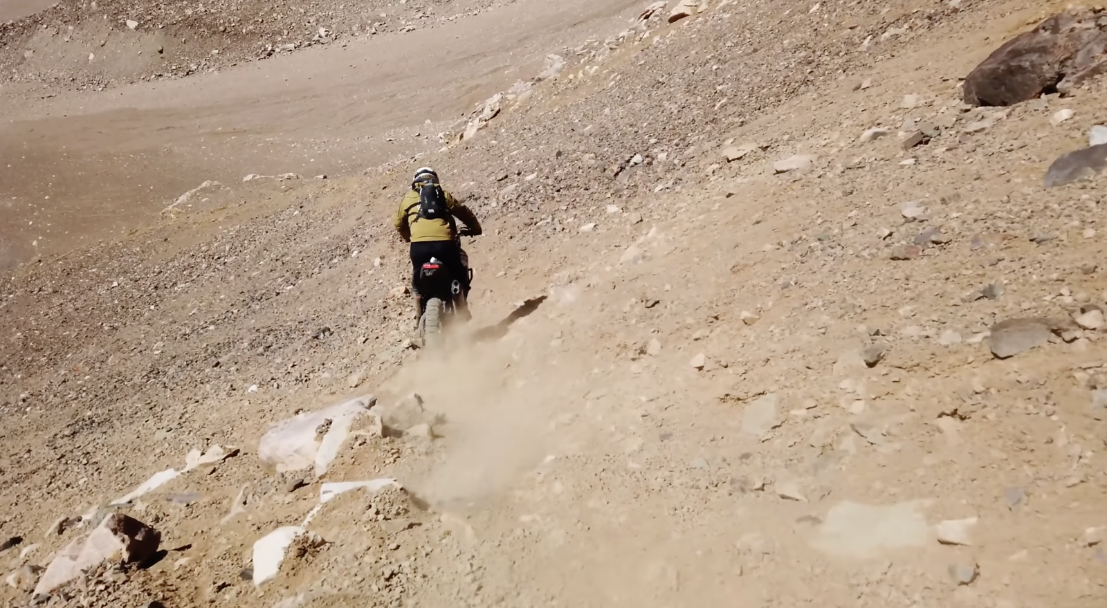Watch Steve Parrish Lose a Race - Against a BUS!